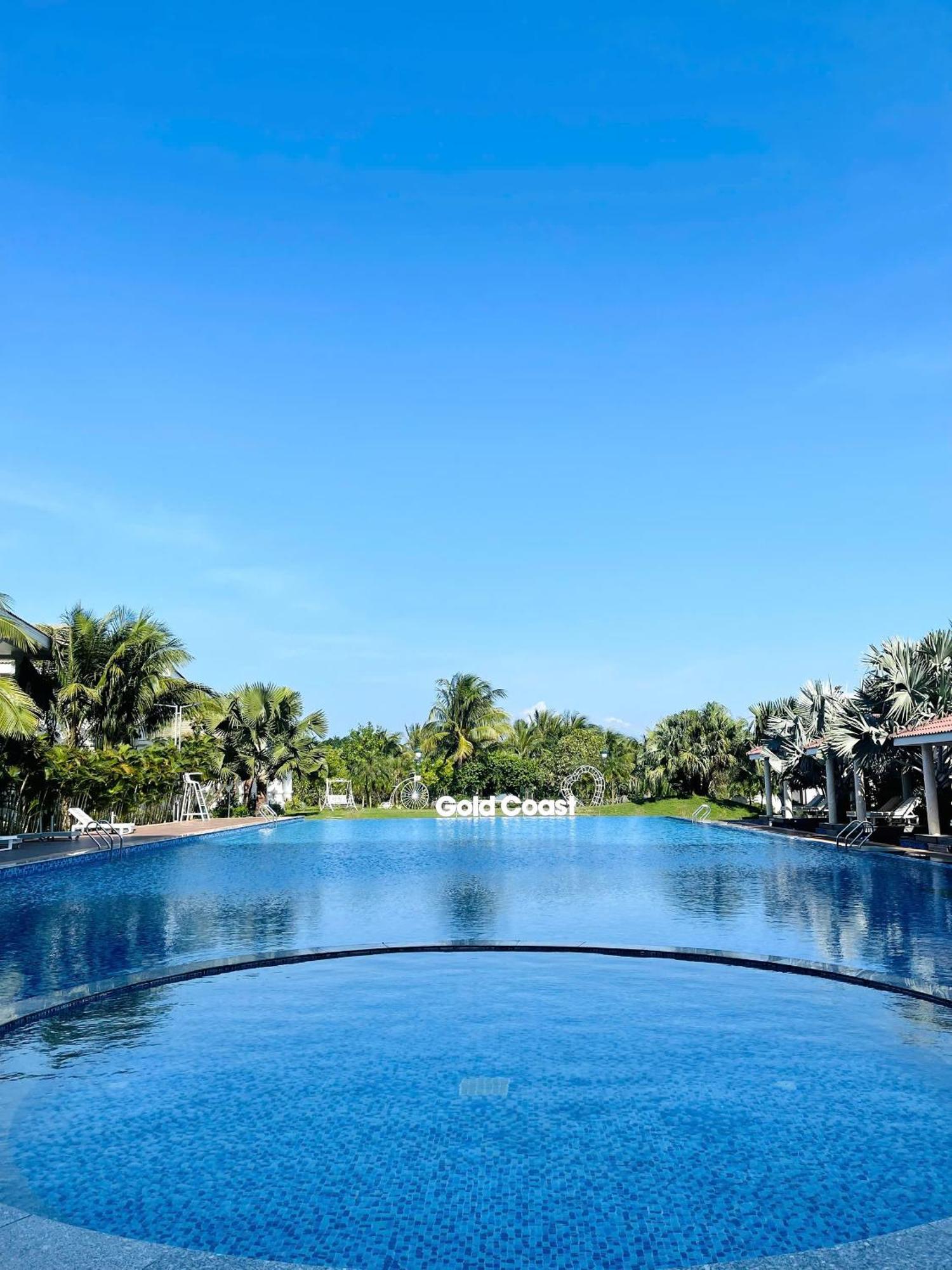 Gold Coast Hotel Resort & Spa Донгхой Экстерьер фото